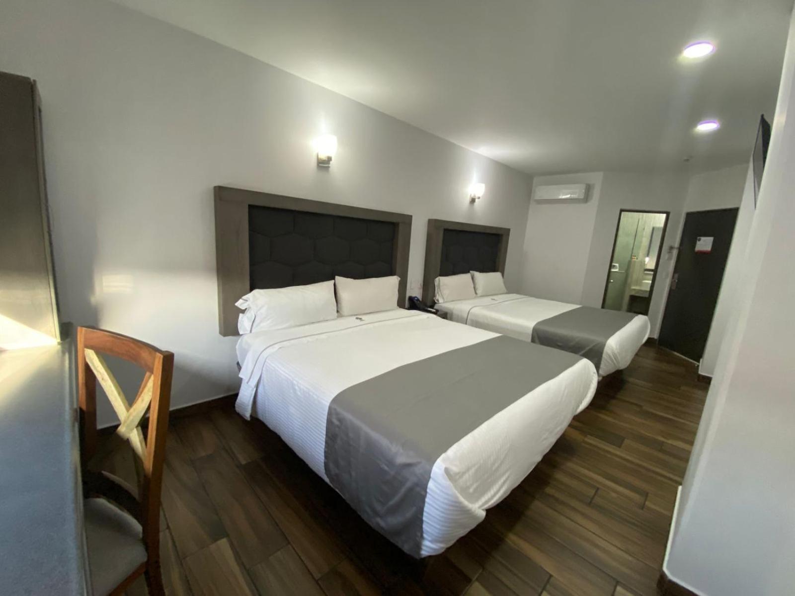 Hotel Bugari Aeropuerto Guadalajara Las Pintas Экстерьер фото